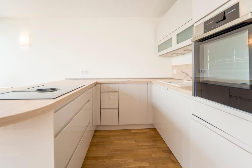 Modernes, Sonniges Appartement Im Herzen Von Duesseldorf المظهر الخارجي الصورة