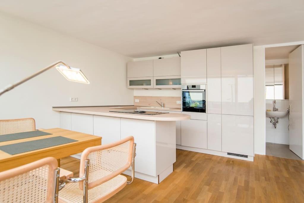 Modernes, Sonniges Appartement Im Herzen Von Duesseldorf المظهر الخارجي الصورة